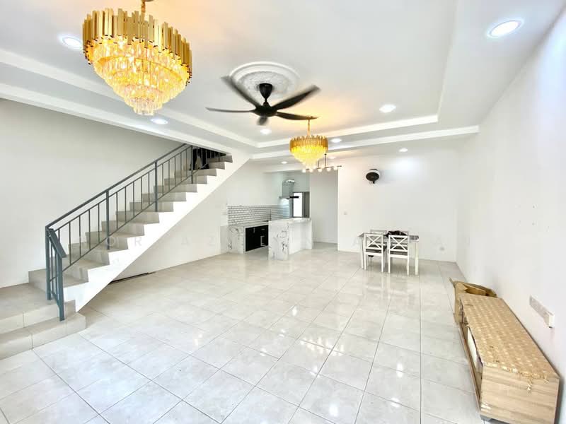 2-storey Terraced House for Sale in Semenyih (Selangor) - Nor Azdlin Adnan - Living Room - PropertyGuru.com.my