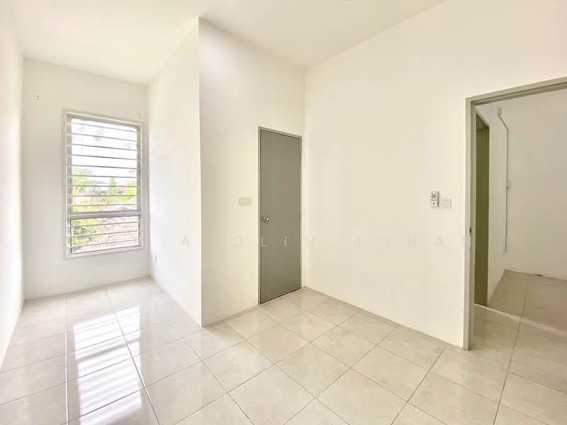 2-storey Terraced House for Sale in Semenyih (Selangor) - Nor Azdlin Adnan - Interior - PropertyGuru.com.my