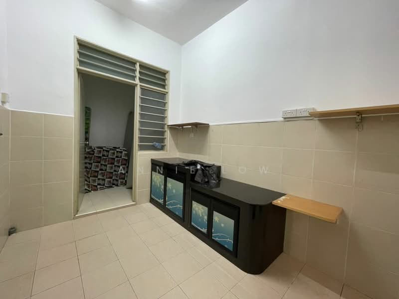 Cluster House for Sale in Skudai (Johor) - Annie Low - Kitchen - PropertyGuru.com.my