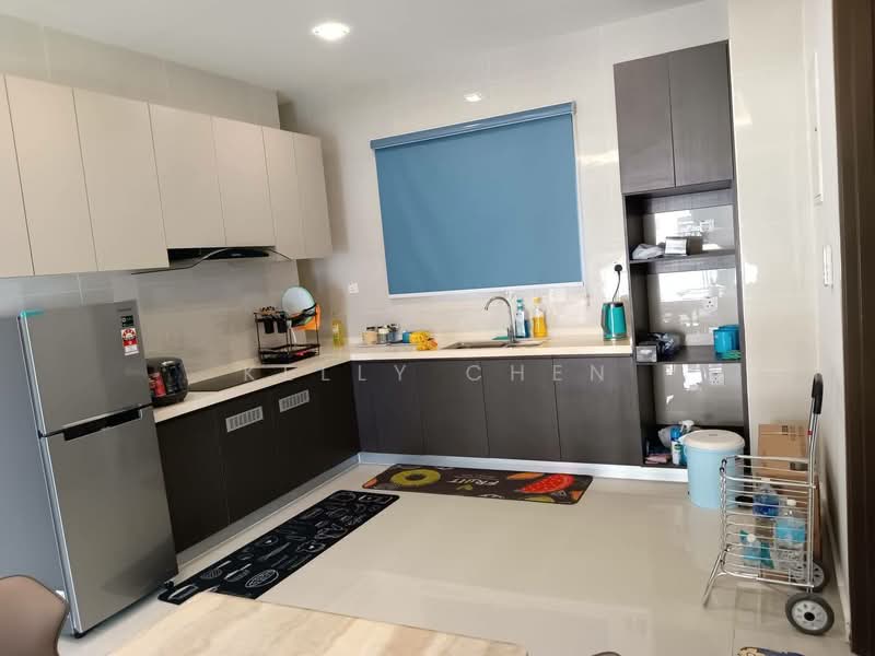 Condominium for Sale at Amberside @ Country Garden Danga Bay - Kelly Chen - Kitchen - PropertyGuru.com.my