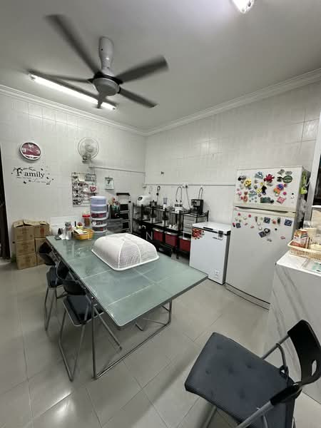 Cluster House for Sale in Taman Putra Perdana (Puchong) - Leon Lim - Kitchen - PropertyGuru.com.my
