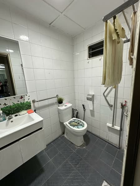 Cluster House for Sale in Taman Putra Perdana (Puchong) - Leon Lim - Bathroom - PropertyGuru.com.my