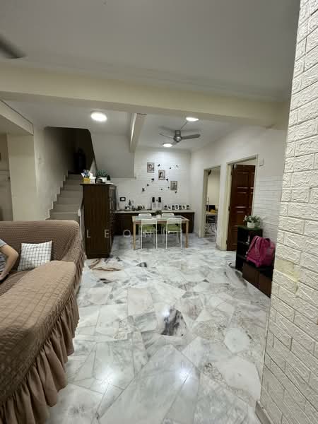 Cluster House for Sale in Taman Putra Perdana (Puchong) - Leon Lim - Living Room - PropertyGuru.com.my