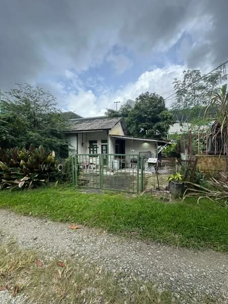 1-storey Terraced House for Sale in Bukit Chagar (Johor Bahru) - Wong Yi Xin - Exterior - PropertyGuru.com.my