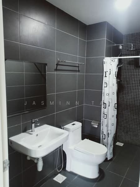 Condominium for Rent at Parkhill Residence - Jasminn Tan - Bathroom - PropertyGuru.com.my