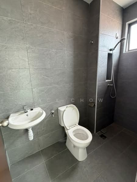Rumah Teres 2 Tingkat untuk Dijual di Mutiara Rini (Skudai) - Zack Chow - Bathroom - PropertyGuru.com.my
