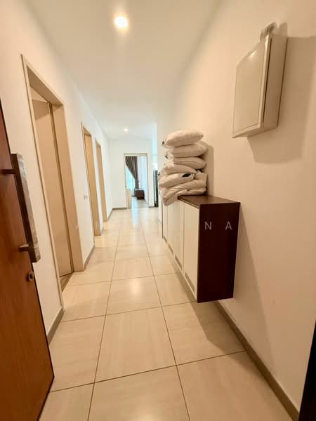 Servis Apartment untuk Disewa di The Octagon - Angielina Chooi - Corridor - PropertyGuru.com.my
