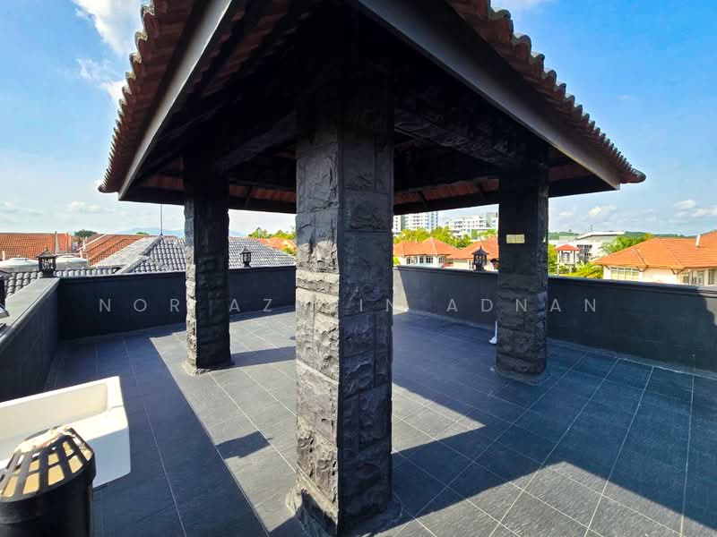 Bungalow for Sale in Bandar Seri Putra (Bangi) - Nor Azdlin Adnan - Roof - PropertyGuru.com.my