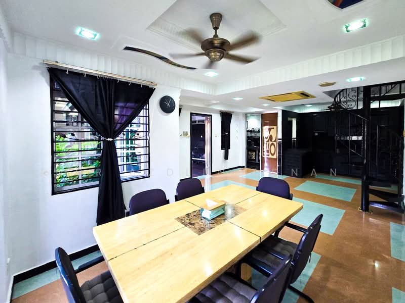 Bungalow for Sale in Bandar Seri Putra (Bangi) - Nor Azdlin Adnan - Dining Room - PropertyGuru.com.my