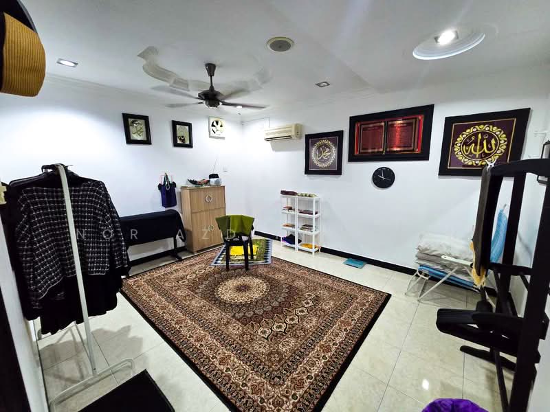 Bungalow for Sale in Bandar Seri Putra (Bangi) - Nor Azdlin Adnan - Interior - PropertyGuru.com.my