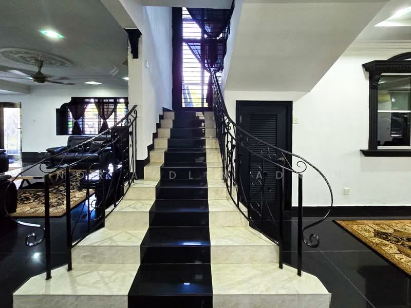 Bungalow for Sale in Bandar Seri Putra (Bangi) - Nor Azdlin Adnan - Interior - PropertyGuru.com.my