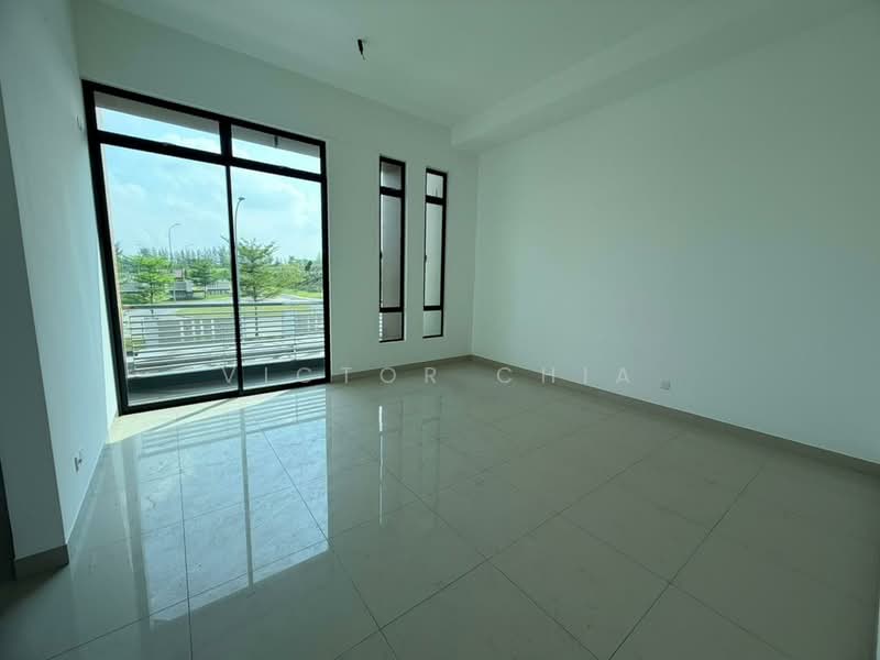 2-storey Terraced House for Sale in Johor Bahru (Johor) - Victor Chia - Living Room - PropertyGuru.com.my
