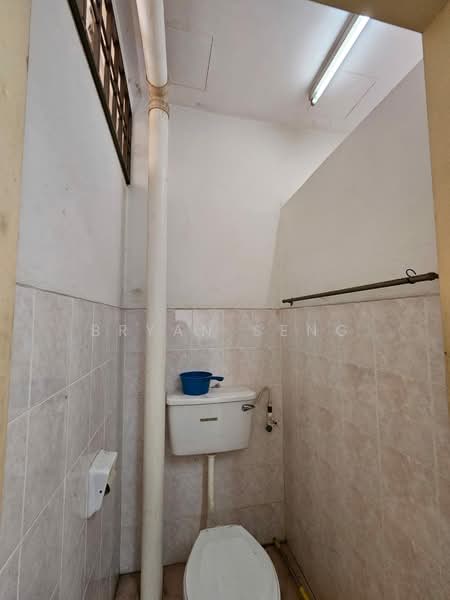 Rumah Teres 2 Tingkat untuk Dijual di Kulai (Johor) - Bryan Seng - Bathroom - PropertyGuru.com.my
