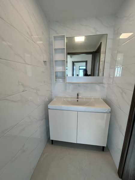 Pangsapuri untuk Disewa di Starview Bay @ Forest City - Clarie Tan - Bathroom - PropertyGuru.com.my