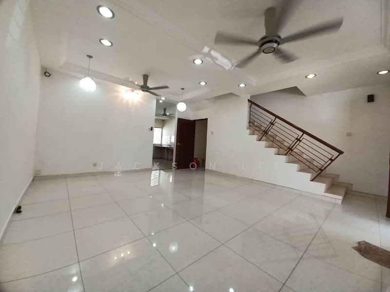 2-storey Terraced House for Rent in Bandar Bukit Raja (Klang) - Jackson Lee - Living Room - PropertyGuru.com.my