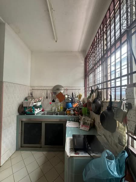 2-storey Terraced House for Sale in Taman Pulai Utama (Skudai) - Jayden Ng - Kitchen - PropertyGuru.com.my