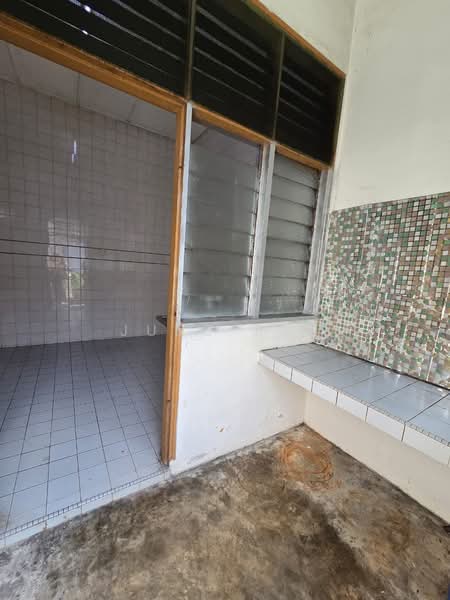 1.5-storey Terraced House for Sale in Taman Molek (Johor Bahru) - June Tan - PropertyGuru.com.my