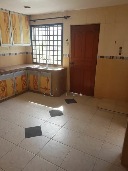 2-storey Terraced House for Sale in Iskandar Puteri (Nusajaya) (Johor) - RQ Tee - Kitchen - PropertyGuru.com.my