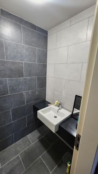 Servis Apartment untuk Dijual di Paisley @ Tropicana Metropark - Lee Luke - Bathroom - PropertyGuru.com.my