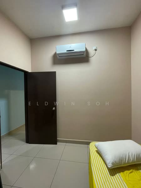 Service Residence for Rent at D'Summit Residences - Eldwin Soh - Bedroom - PropertyGuru.com.my