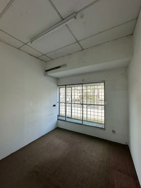 Factory for Rent in Subang (Selangor) - Elaine Yap - Interior - PropertyGuru.com.my