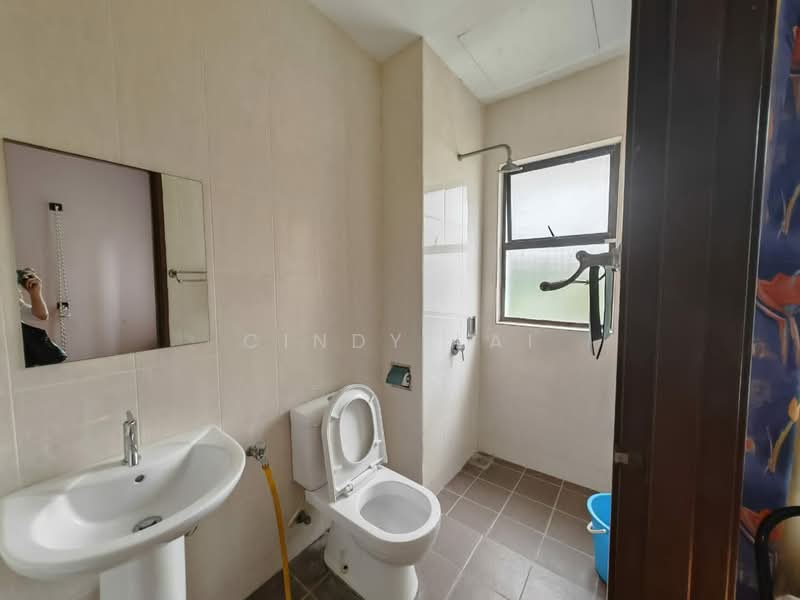 Rumah Banglo untuk Dijual di Batu 9 (Cheras) - Cindy Lai - Bathroom - PropertyGuru.com.my