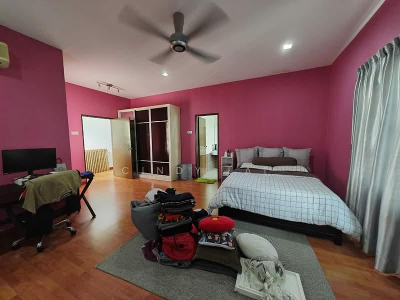 Rumah Banglo untuk Dijual di Batu 9 (Cheras) - Cindy Lai - Bedroom - PropertyGuru.com.my