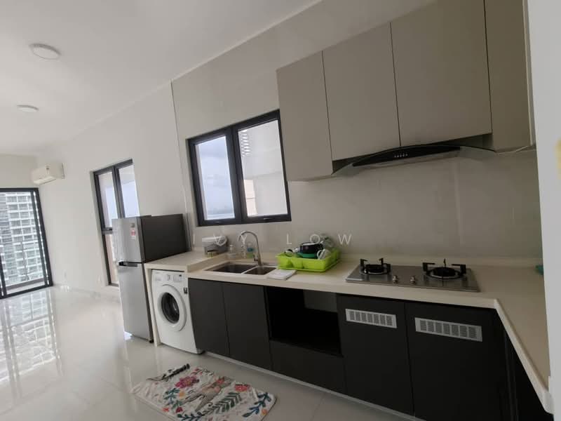 Condominium for Sale at Amberside @ Country Garden Danga Bay - Ivy Low - Kitchen - PropertyGuru.com.my