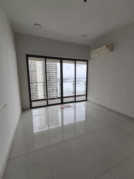 Condominium for Sale at Amberside @ Country Garden Danga Bay - Ivy Low - Interior - PropertyGuru.com.my