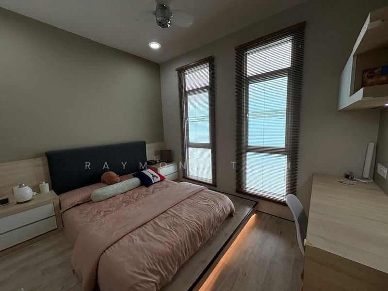 Kondominium untuk Dijual di The Peak Residences - Raymond Teoh - Bedroom - PropertyGuru.com.my
