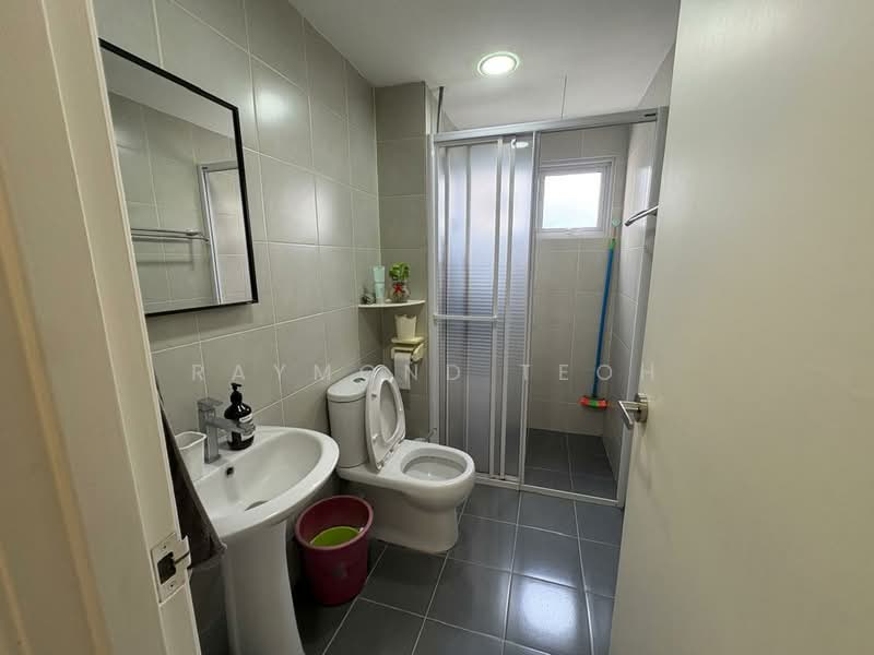 Kondominium untuk Dijual di The Peak Residences - Raymond Teoh - Bathroom - PropertyGuru.com.my