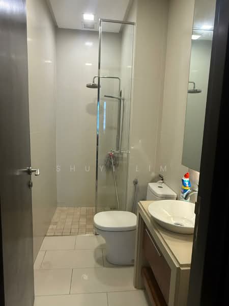 Service Residence for Rent at Straits Quay (The Suites at Waterside) - Shuyi Lim - Bathroom - PropertyGuru.com.my
