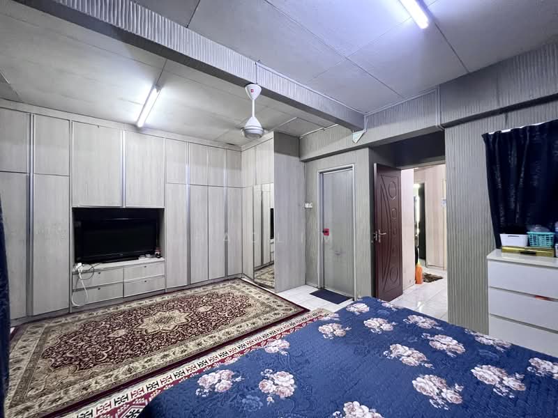 2-storey Terraced House for Sale in Bandar Damai Perdana (Cheras) - ChaoLim . - Bedroom - PropertyGuru.com.my
