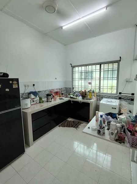 Rumah Teres 1 Tingkat untuk Dijual di Taman Pulai Emas (Kulai) - Ivy Low - Kitchen - PropertyGuru.com.my