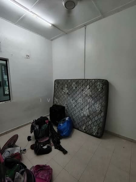 Rumah Teres 1 Tingkat untuk Dijual di Taman Pulai Emas (Kulai) - Ivy Low - Bedroom - PropertyGuru.com.my