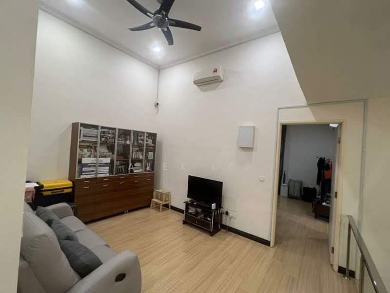 Rumah Teres 2 Tingkat untuk Dijual di Setia Alam (Selangor) - Alex Lee - Living Room - PropertyGuru.com.my