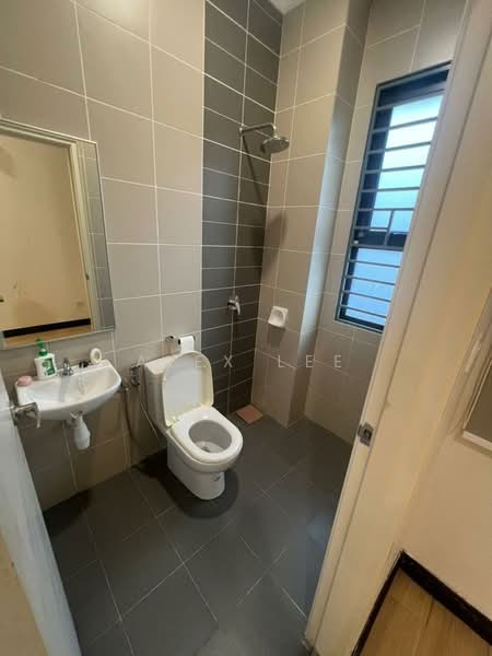 Rumah Teres 2 Tingkat untuk Dijual di Setia Alam (Selangor) - Alex Lee - Bathroom - PropertyGuru.com.my