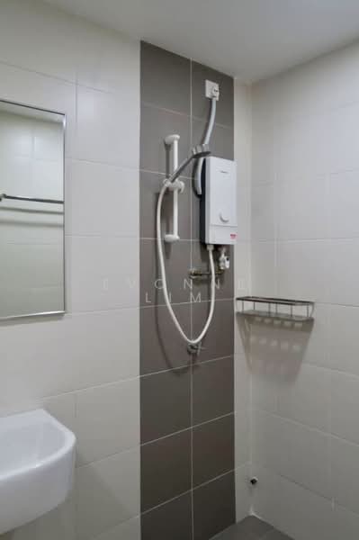Kondominium untuk Disewa di Elit Heights @ Bayan City - Evonne Lim - Bathroom - PropertyGuru.com.my