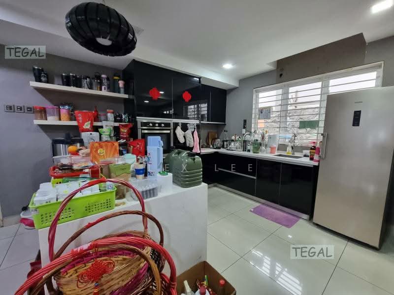 Semi-Detached House for Sale in Klang (Selangor) - Alex Lee - Kitchen - PropertyGuru.com.my
