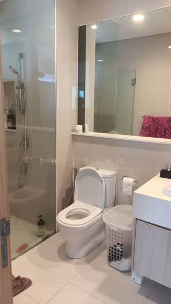 Service Residence for Sale at Southern Marina Residences - Shi Ting - Bathroom - PropertyGuru.com.my