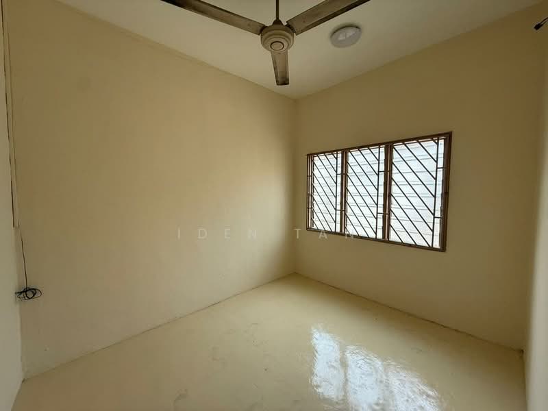 Rumah Teres 1 Tingkat untuk Dijual di Taman Skudai Baru (Skudai) - Iden Tan - Interior - PropertyGuru.com.my