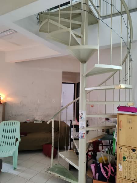 Pangsapuri untuk Dijual di AraMas - LISA OOI - Living Room - PropertyGuru.com.my