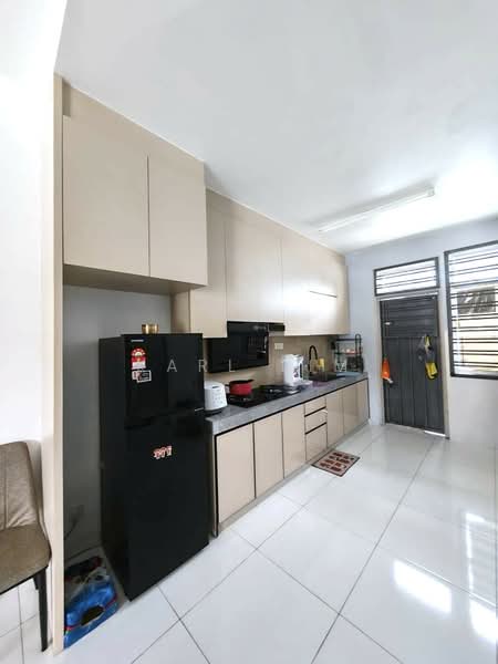 2-storey Terraced House for Sale in Taman Pelangi Indah (Ulu Tiram) - Karl Lim - Kitchen - PropertyGuru.com.my