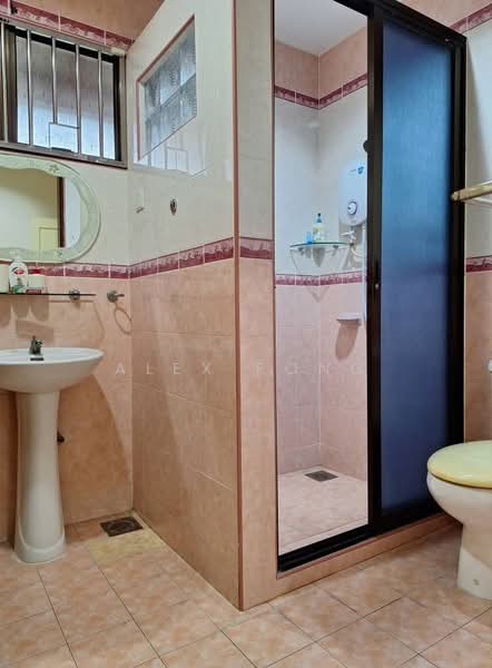 Semi-Detached House for Sale in Ipoh (Perak) - Alex Fong - Bathroom - PropertyGuru.com.my