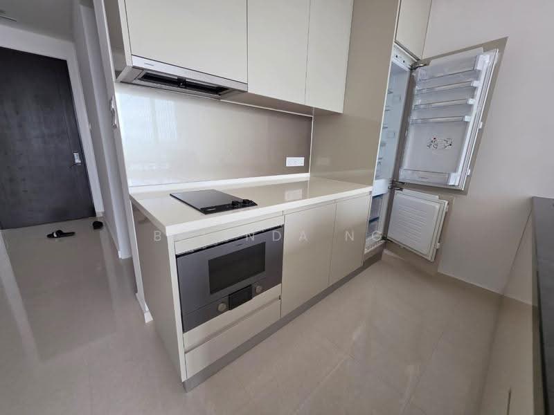 Service Residence for Rent at Regent Suites @ Pavilion Damansara Heights - Belinda Ng - Kitchen - PropertyGuru.com.my