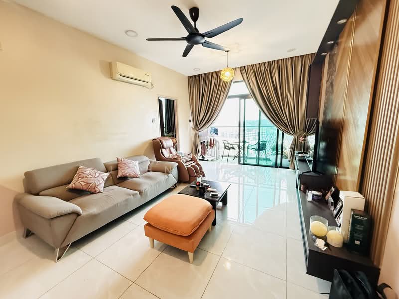 Servis Apartment untuk Dijual di Sky Peak Residences - John Pharn - Living Room - PropertyGuru.com.my