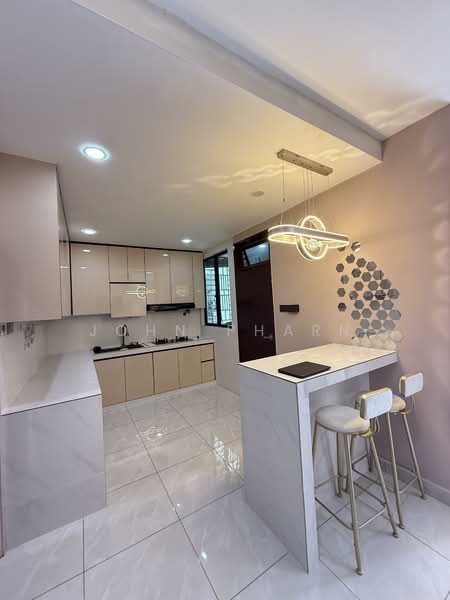 Servis Apartment untuk Dijual di Sky Peak Residences - John Pharn - Kitchen - PropertyGuru.com.my