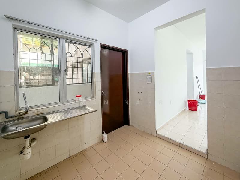 Apartment for Sale at Pangsapuri Cemara - Ilman Nahri - Kitchen - PropertyGuru.com.my