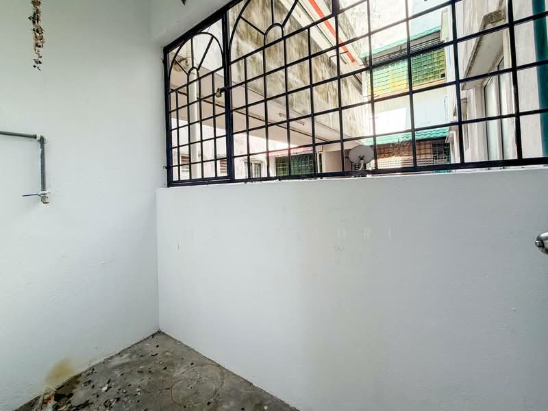 Apartment for Sale at Pangsapuri Cemara - Ilman Nahri - Balcony - PropertyGuru.com.my