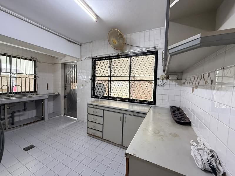 2-storey Terraced House for Sale in Taman Pelangi (Johor Bahru) - Shi Ting - Kitchen - PropertyGuru.com.my